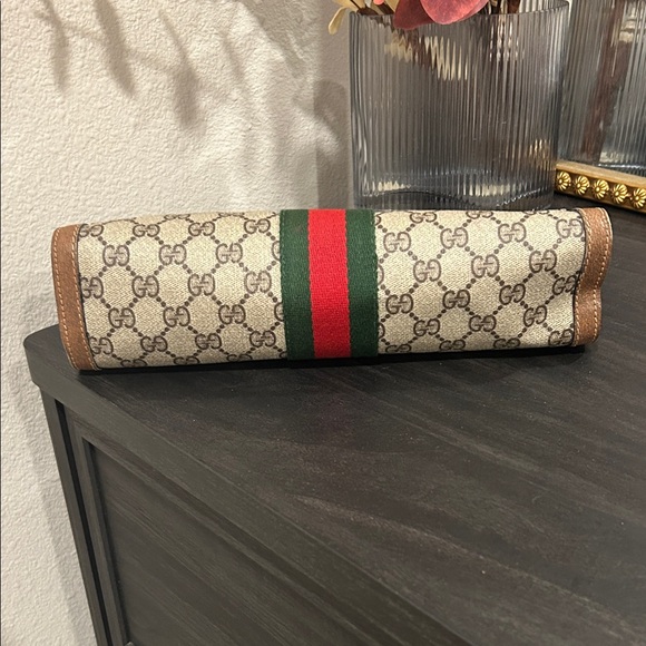 Gucci GG Supreme Vintage Clutch , Sherry Line Brown - Picture 6 of 11